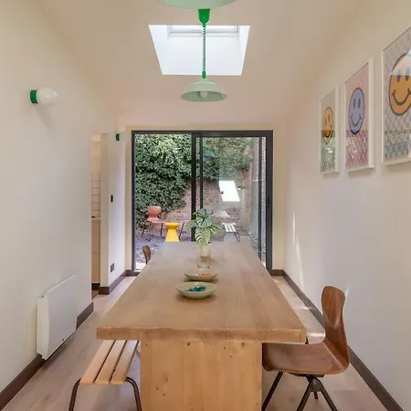 Maison Entiere Avec Jardin, 9 Couchages Amiens